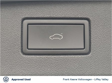 2024 Volkswagen Tiguan ELEGANCE AUTO 2.0TDI 150BHP *HEATED SEATS* *ELECTRIC TAILGATE* *REAR VIEW CAMERA* *PCP FINANCE AVAILABLE* €49,995 thumbnail