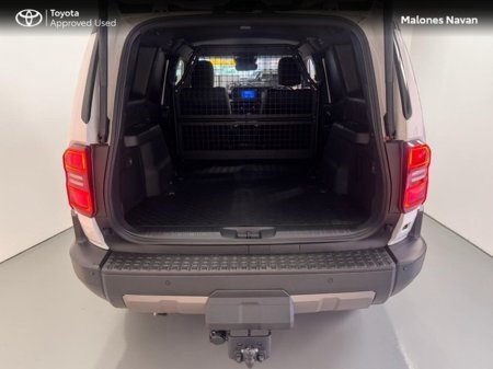 2026 Toyota Landcruiser - thumbnail 10