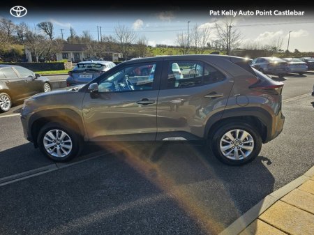 2024 Toyota Yaris Cross - thumbnail 18