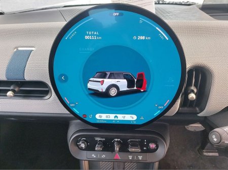 2025 MINI Hatch COOPER Cooper C 5DR €39,995 thumbnail