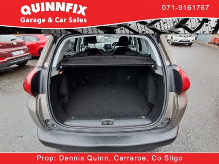 2018 Peugeot 2008 - thumbnail 18