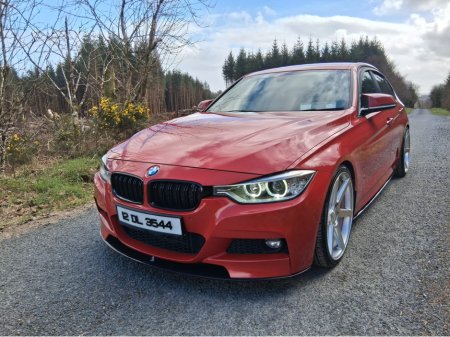 2012 BMW 3 Series - thumbnail 3