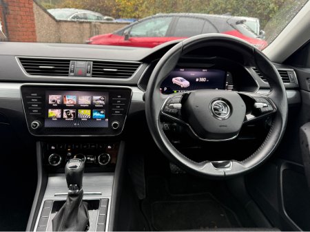 2022 Skoda Superb - thumbnail 7