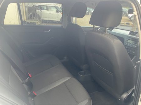 2014 Skoda Rapid - thumbnail 5