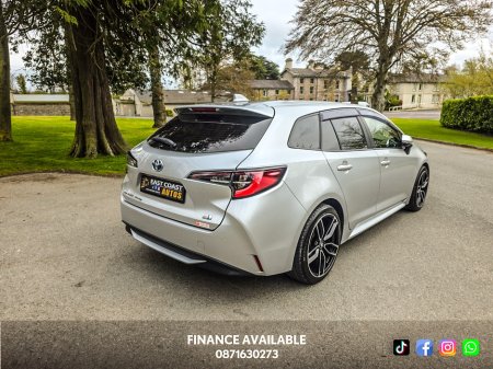 2020 Toyota Corolla - thumbnail 2