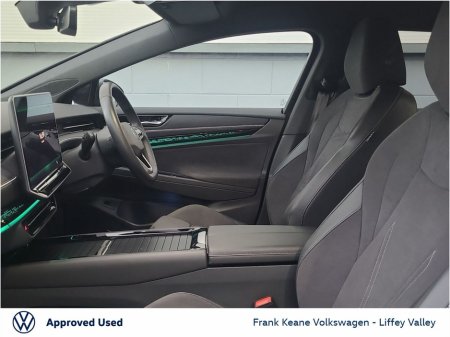 2025 Volkswagen ID.7 TOURER PRO PLUS €47,995 thumbnail