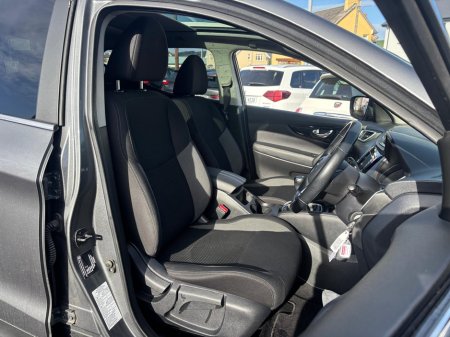 2020 Nissan Qashqai - thumbnail 4