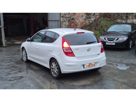 2011 Hyundai i30 Comfort 1.6CRDi 128HP €3,995 thumbnail