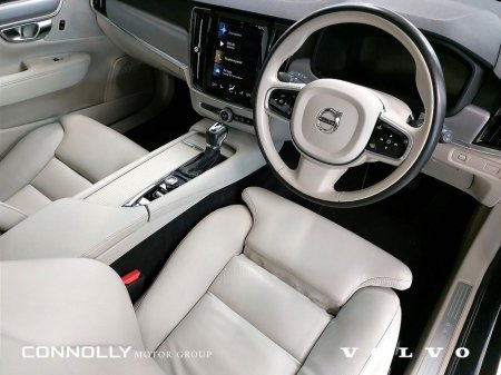 2020 Volvo V90 D4 Momentum Auto €384pm €34,945 thumbnail
