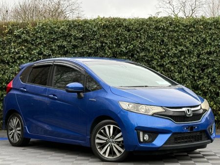 2016 Honda Fit SPORT 1.5 HYBRID // DIAMOND CUT ALLOYS // SERVICE HISTORY // PADDLE SHIFT