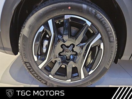 2026 Peugeot 3008 Allure 73kWh 527KMs Range, *Heated Front Seats* Front & Rear Sensors with Camera, Heated Steering Wheel, Wireless Apple Carplay & Android Auto. €48,495 thumbnail