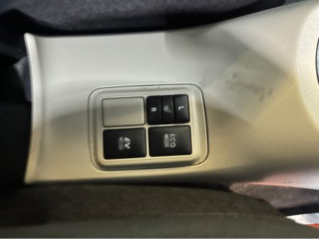 2014 Toyota Aqua 2014 Hybrid auto €8,495 thumbnail