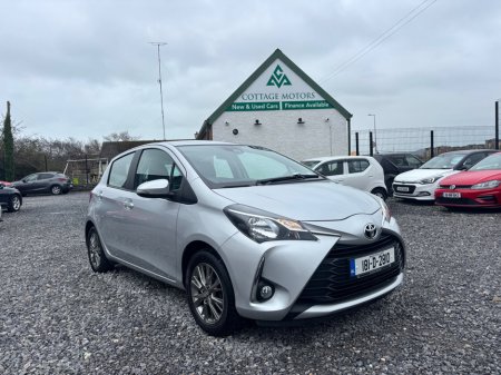 2018 Toyota Yaris - thumbnail 5