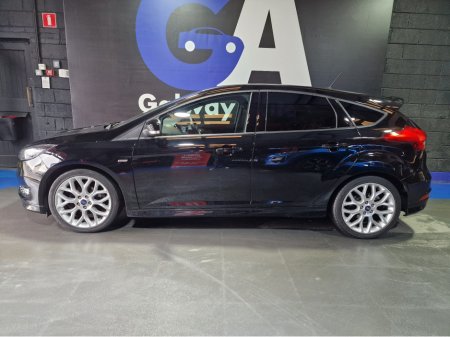 2018 Ford Focus - thumbnail 5