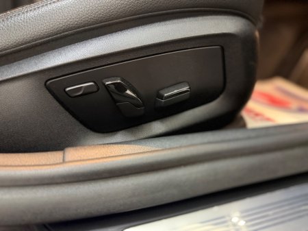 2018 BMW 5 Series - thumbnail 16