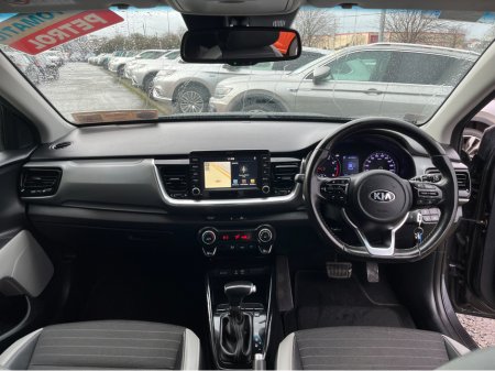 2019 Kia Stonic K3 AUTOMATIC 1.0 PETROL //SAT NAV//REVERSE CAMERA//CARPLAY//KIA SERVICE HISTORY// €17,950 thumbnail