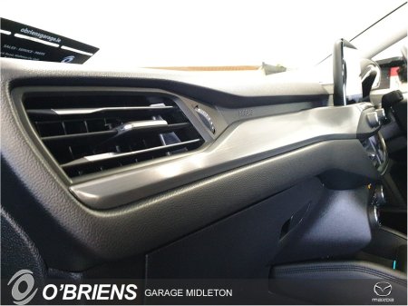 2020 Ford Focus - thumbnail 19