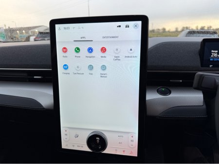 2021 Ford Mustang Mach-E Extended Range - panoramic Roof - Mustang €27,950 thumbnail