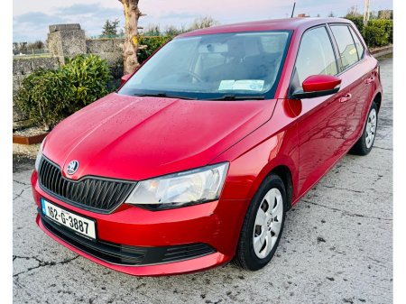 2016 Skoda Fabia  €7,995 thumbnail