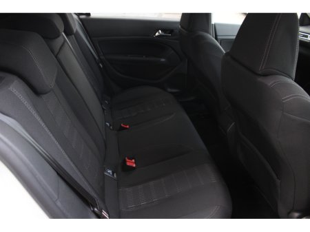 2017 Peugeot 308 - thumbnail 16