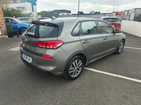 2020 Hyundai i30 - thumbnail 8