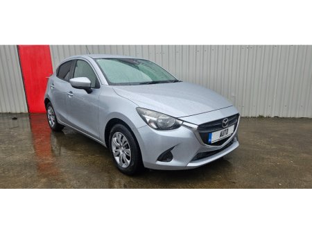 2017 Mazda Mazda2 - thumbnail 2