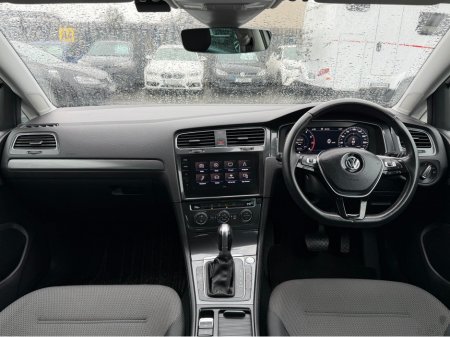 2018 Volkswagen Golf (182) 1.2 TSI COMFORTLINE TECH EDITION €20,950 thumbnail