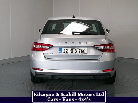 2022 Skoda Superb AMBITION 2.0 TDI 150HP 5DR thumbnail