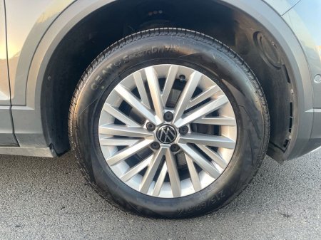 2022 Volkswagen T-Roc 2.0 TDI 116HP Life €25,475 thumbnail