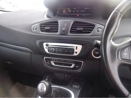 2015 Renault Scenic III LIMITED EDITION 1.5DCI 95PS €6,950 thumbnail