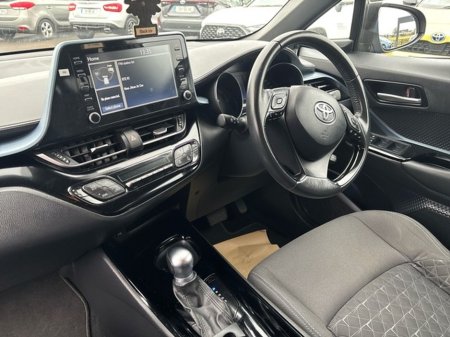 2022 Toyota C-HR 1.8 HYBRID SPORTMONO 4DR SPORT AUTO €29,750 thumbnail