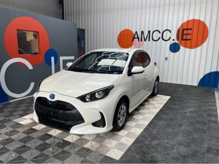 2020 Toyota Yaris ONLY €16950 YARIS AUTOMATIC 1.5 HYBRID / 83k KMs / REVERSE CAMERA , ADAPTIVE CRUISE  & MORE €16,950
