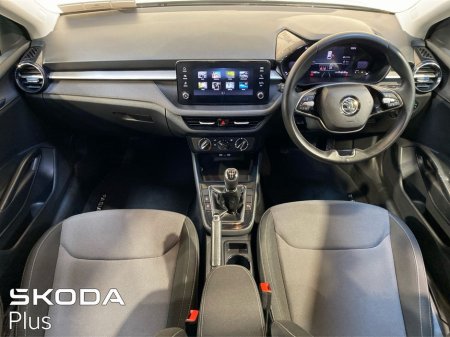 2025 Skoda Fabia - thumbnail 2