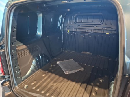 2026 Peugeot Partner - thumbnail 11