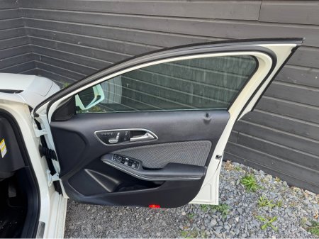 2016 Mercedes-Benz A Class - thumbnail 15