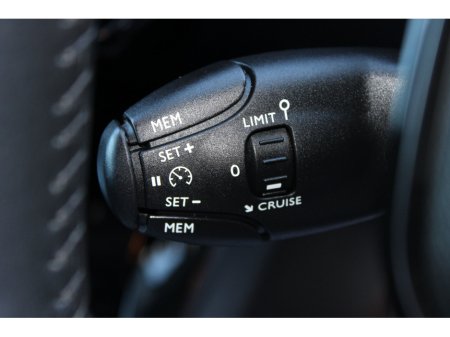 2022 Peugeot 208 - thumbnail 21