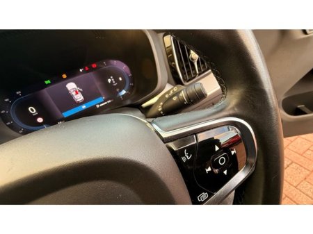 2023 Volvo XC60 B4 2.0 Diesel 190BHP 5DR Auto thumbnail