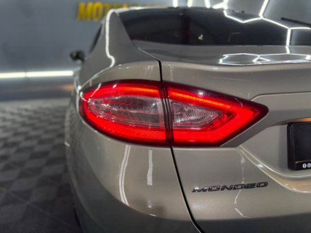 2015 Ford Mondeo - thumbnail 11