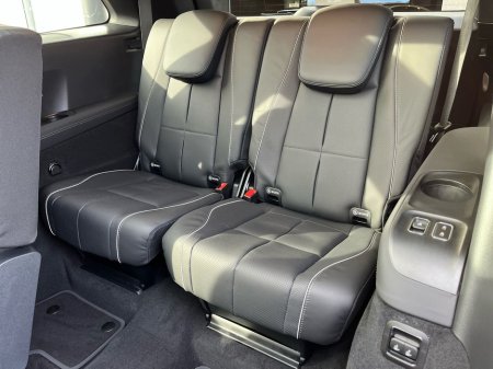 2026 Mercedes-Benz GLS - thumbnail 21