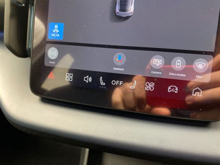 2026 Volvo EX30 - thumbnail 17