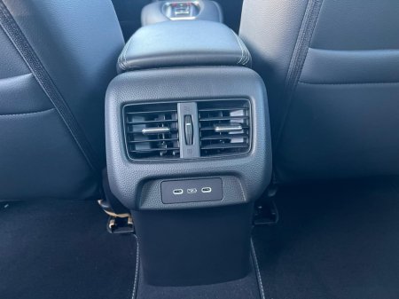 2025 Honda ZR-V ZR-V e:HEV Hybrid ADVANCE €46,950 thumbnail