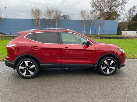 2017 Nissan Qashqai 1.2 SV PREMIUM '17 4DR €13,750