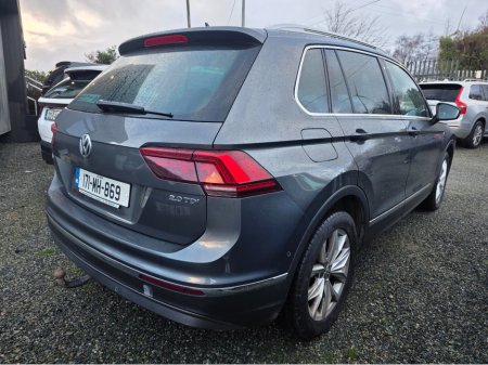 2017 Volkswagen Tiguan HIGHLINE 2.0 TDI 150HP MANUAL 6SPEED FWD 5DR €16,950 thumbnail