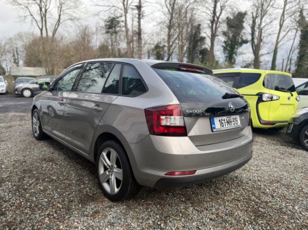 2016 Skoda Rapid 1.2TSI 90HP SPACEBACK AMBITION €8,490 thumbnail