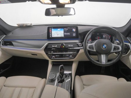 2022 BMW 5 Series 520d M Sport Saloon €48,900