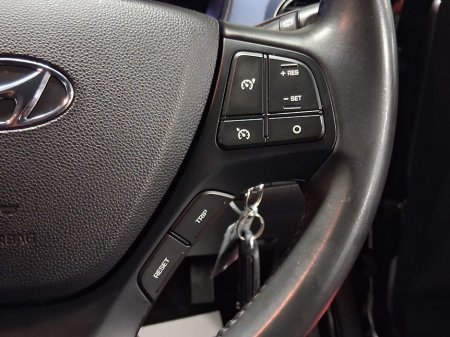 2019 Hyundai i10 - thumbnail 11