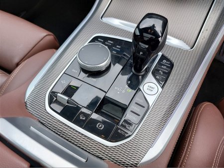 2022 BMW X5 xDrive45e xLine M Sport €64,995 thumbnail