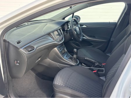 2021 Opel Astra - thumbnail 15