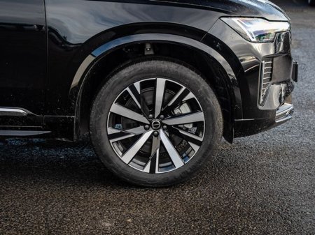 2025 Volvo XC90 - thumbnail 5