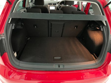 2017 Volkswagen Golf 1.2 TSI 110 bhp DSG Comfortline €13,995 thumbnail